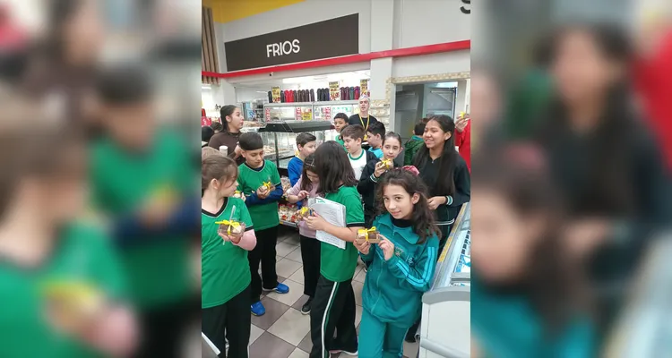 Confira os registros da saída a campo dos estudantes.