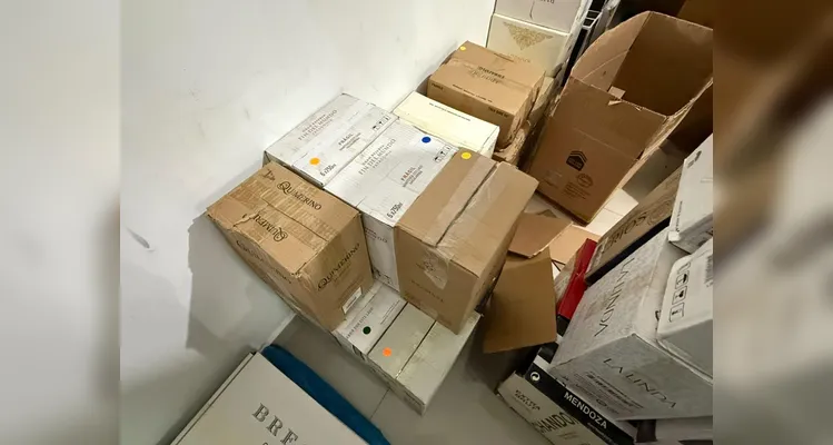 Polícia faz operação contra esquema de contrabando de vinhos argentinos no PR