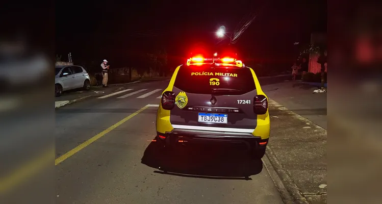 O motociclista recebeu os primeiros atendimentos no local prestados pela equipe do SAMU e foi encaminhado para a Unidade de Pronto Atendimento (UPA) Uvaranas