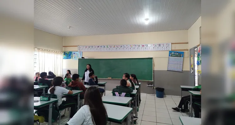 Confira a série de registros do trabalho dentro e fora da sala de aula.
