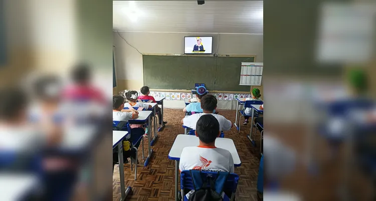 Confira a série de registros do trabalho dentro e fora da sala de aula.