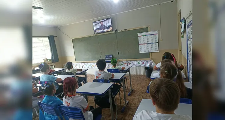 Confira a série de registros do trabalho dentro e fora da sala de aula.