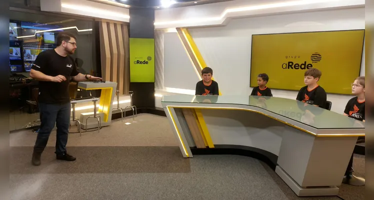 Confira a série de registros do trabalho dentro e fora da sala de aula.
