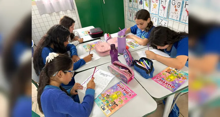 Confira os registros da série de ações dentro e fora da sala de aula.