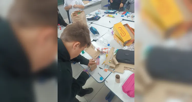 Confira os registros da proposta em sala de aula.