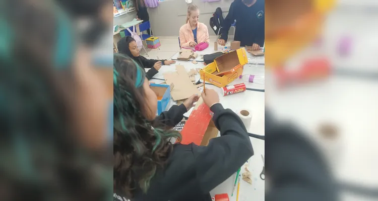 Confira os registros da proposta em sala de aula.