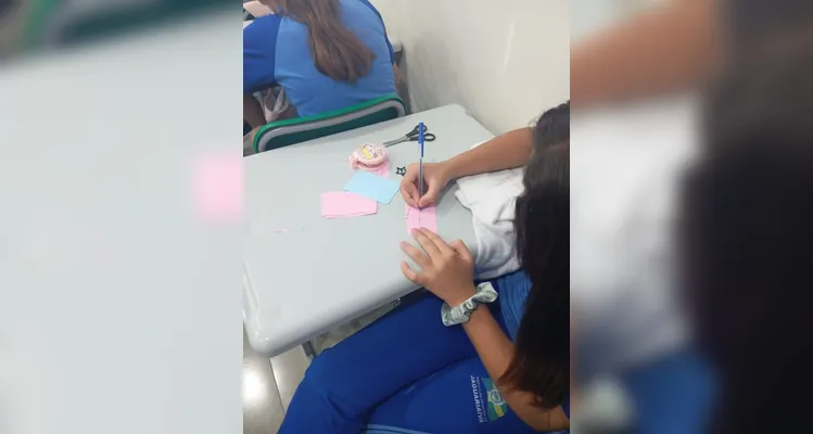 Confira a série de registros da ampla proposta em sala.