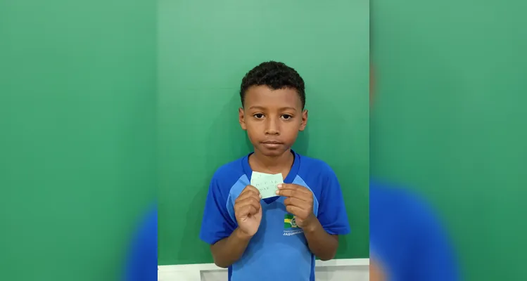 Confira a série de registros da ampla proposta em sala.