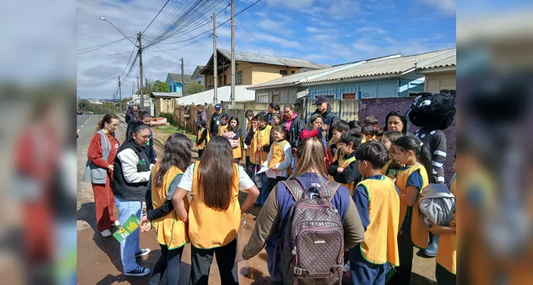 Confira a série de registros da ampla proposta fora da sala de aula.