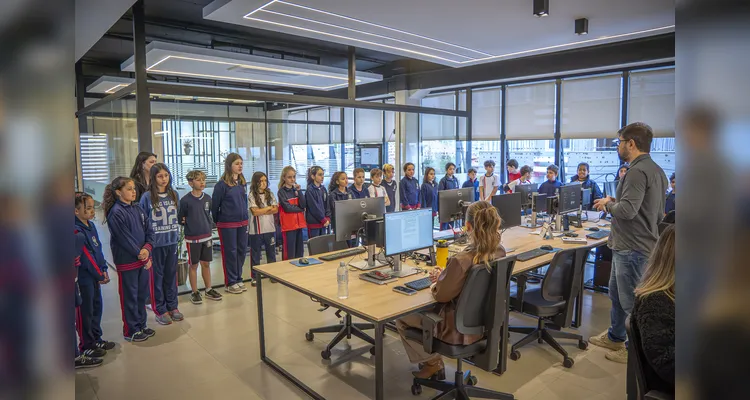 Confira a série de registros do momento especial com os estudantes.