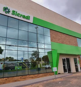 Especialista no segmento, a Marinho Pré-Moldados atua há mais de 30 anos no desenvolvimento de estruturas voltadas aos setores agrícola, comercial e industrial
