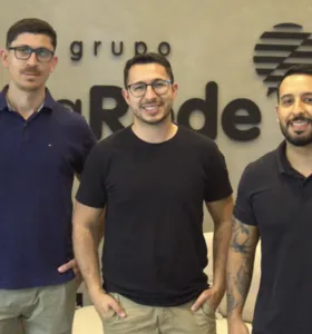 Victor Hugo Petrini, Bruno Silveira e Alison Silva são sócios da Urbanus Mobilidade Elétrica
