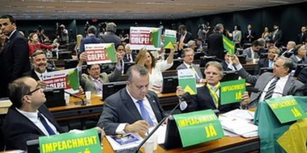 Comissão do Impeachment foi aprovada ontem