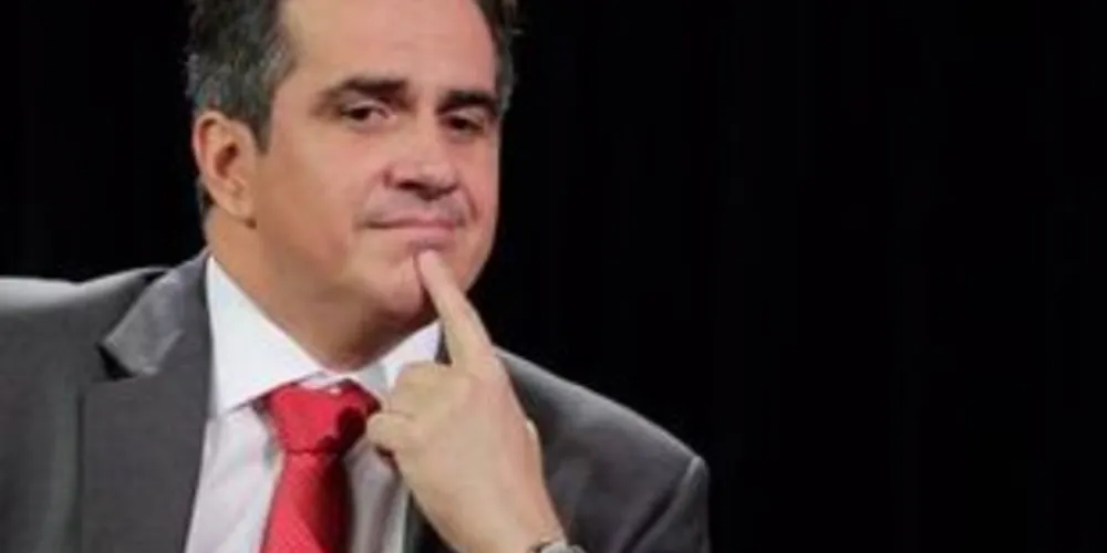 Presidente Ciro Nogueira anunciou que o PP vai apoiar o impeachment