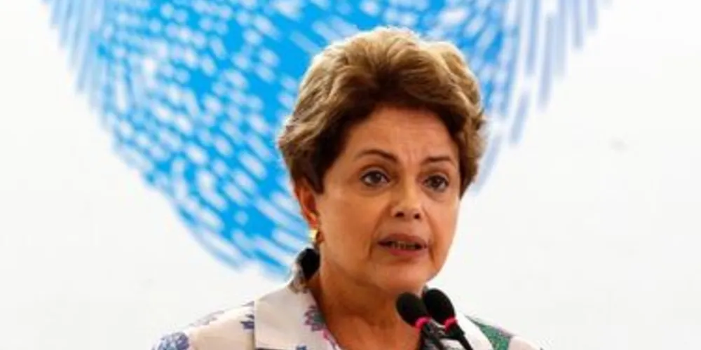 Discurso iria ao ar às 20h desta sexta-feira (15)