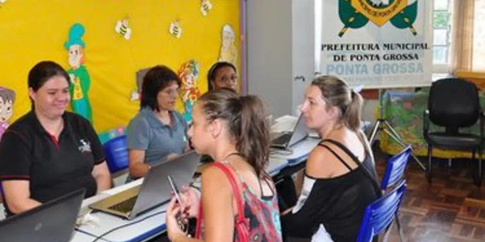 Foram recebidos 62 trabalhadores e encaminhados 32 para entrevistas.
