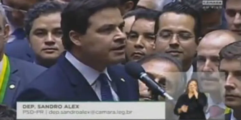 Imagem ilustrativa da imagem Sandro Alex vota sim pelo impeachment