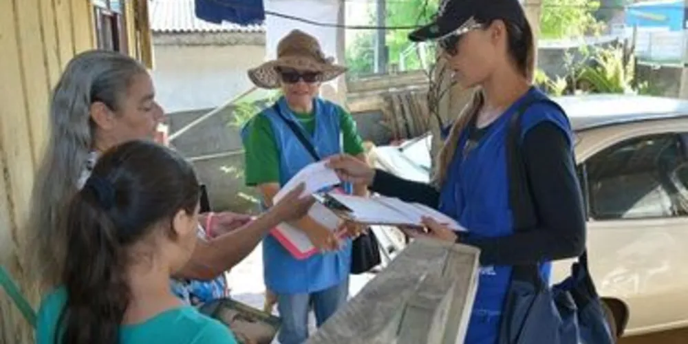 Além das ações educativas trabalhadas nas escolas municipais e equipes de pontos estratégicos que inspecionam cemitérios, borracharias, ferro velhos e recicles