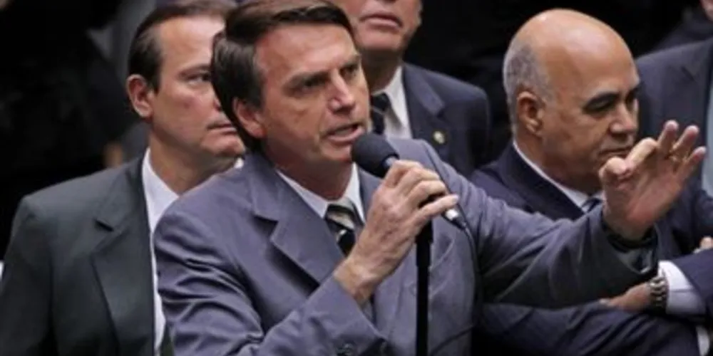 Bolsonaro exaltou o coronel Ustra em discurso na votação do impeachment