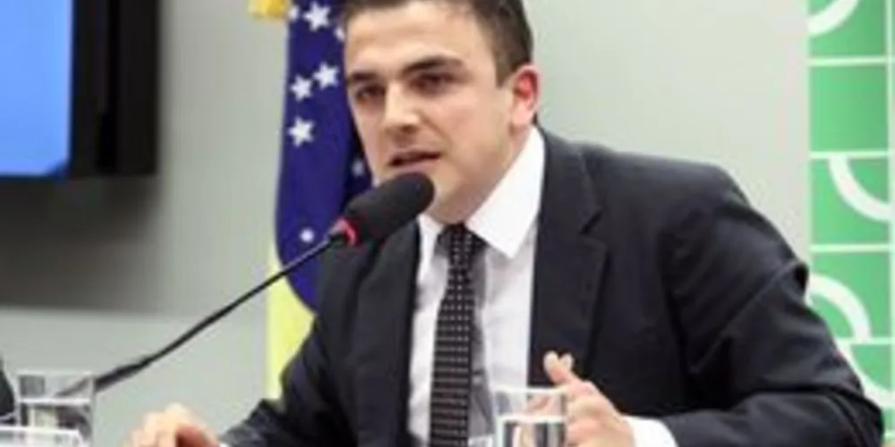Aliel criticou a possibilidade de Cunha assumir a presidência