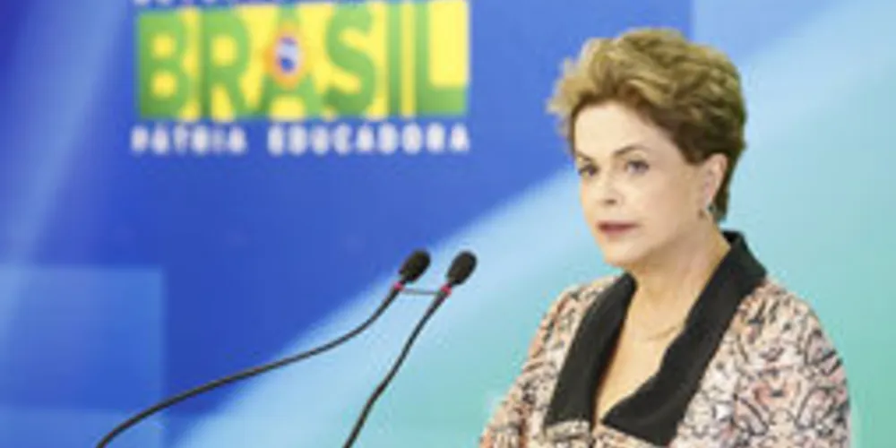 Imagem ilustrativa da imagem Dilma sugere que  Mercosul avalie  processo de  impeachment