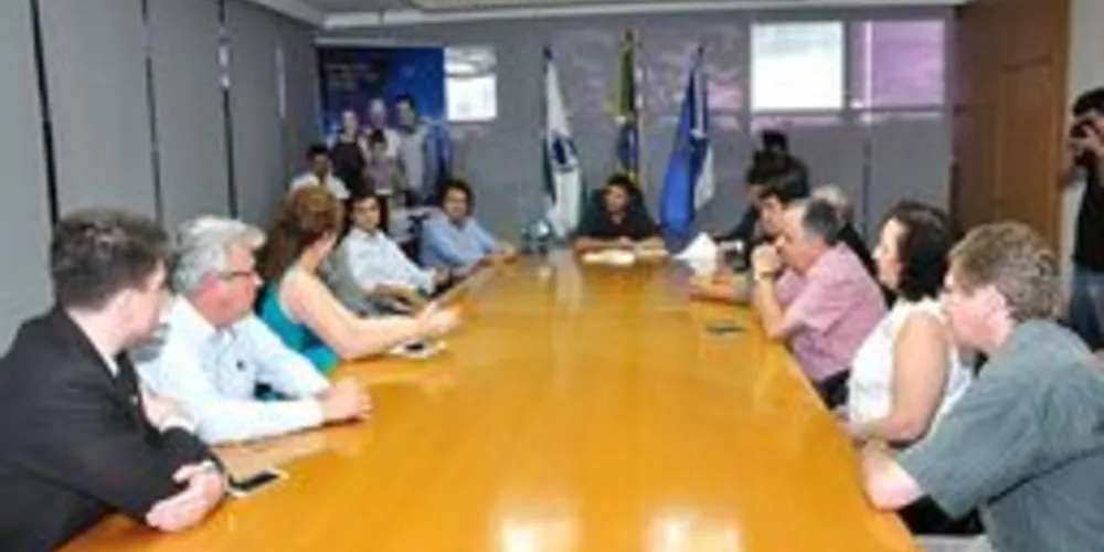Programa de Compra Sustentável foi lançado nesta segunda e vai levar em conta não apenas o preço dos produtos, mas também origem e qualidade