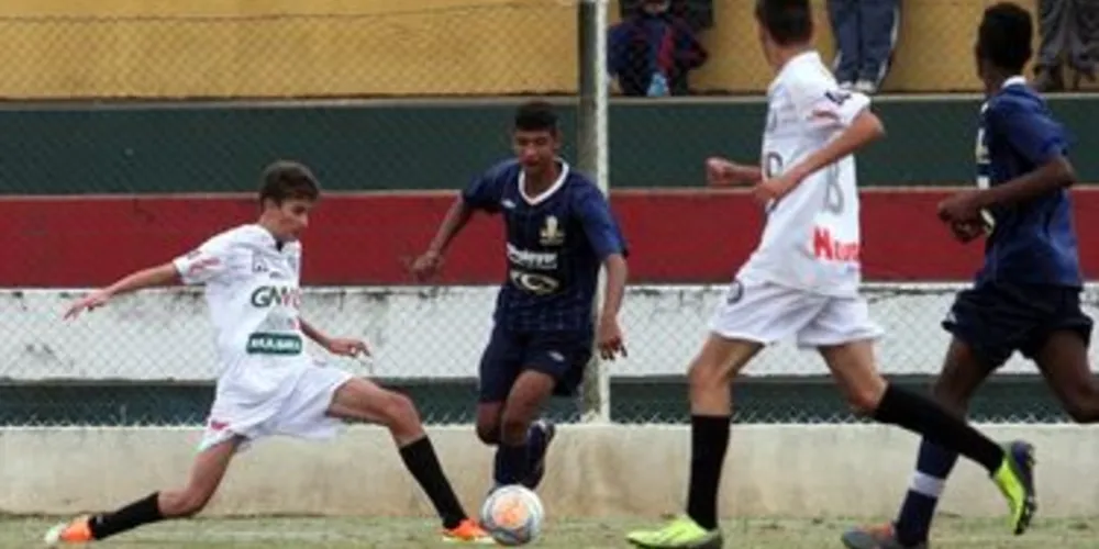 Imagem ilustrativa da imagem Operário encara o Prudentópolis pelo Paranaense sub-17