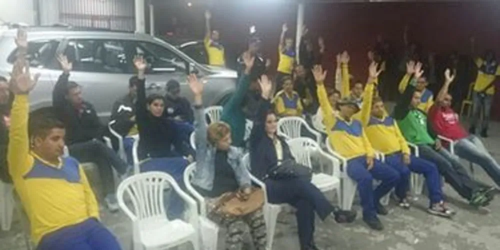 Funcionários votaram pela paralisação das atividades