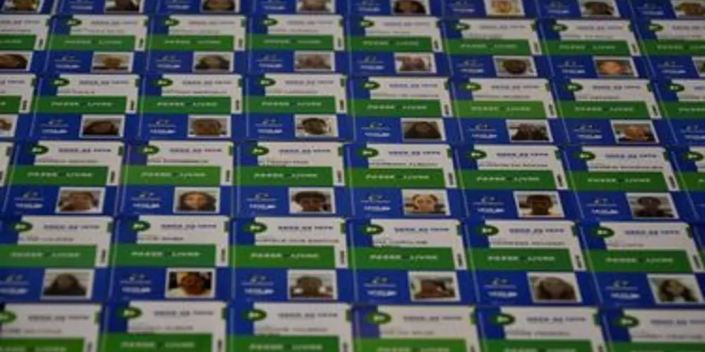 Os usuários do PASSE LIVRE devem se dirigir até o Ponto de Venda VCG, para atualizar a data do vencimento do cartão