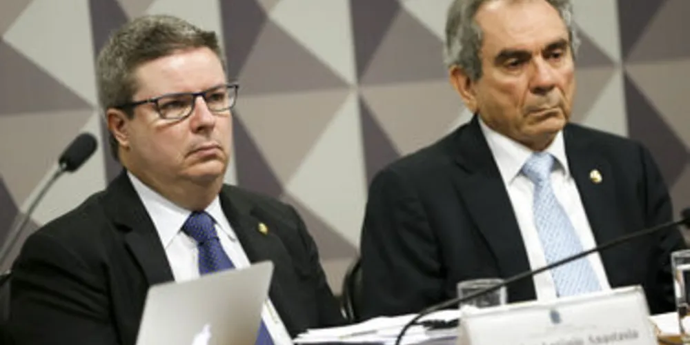 Imagem ilustrativa da imagem Advogado lembra que discurso de "golpe" já foi usado por Collor