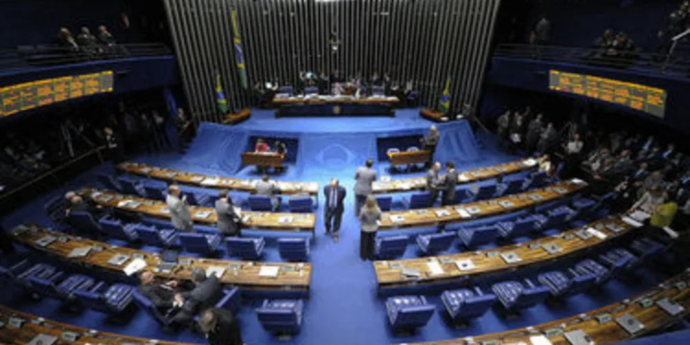 Quatro senadores que participaram da votação na comissão do Senado são investigados na Lava Jato