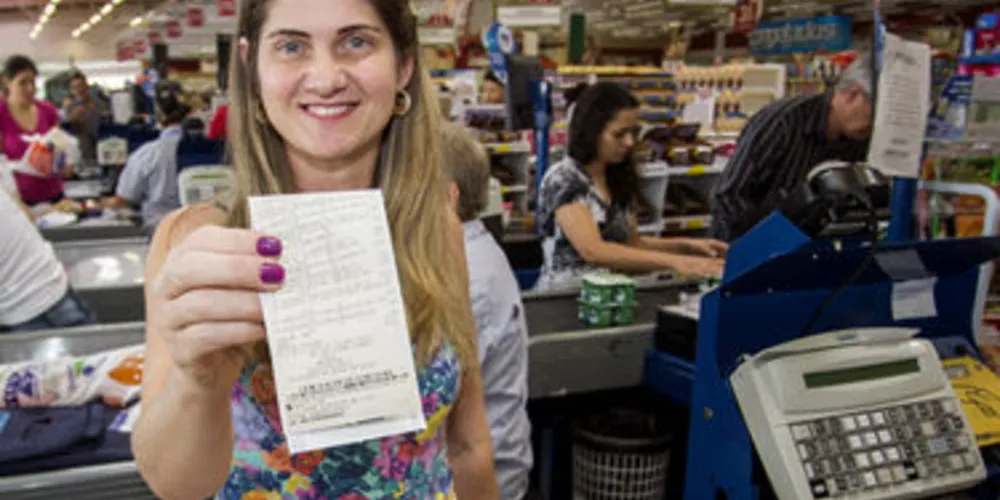 No mês das mães, o Nota Paraná multiplica o valor dos prêmios