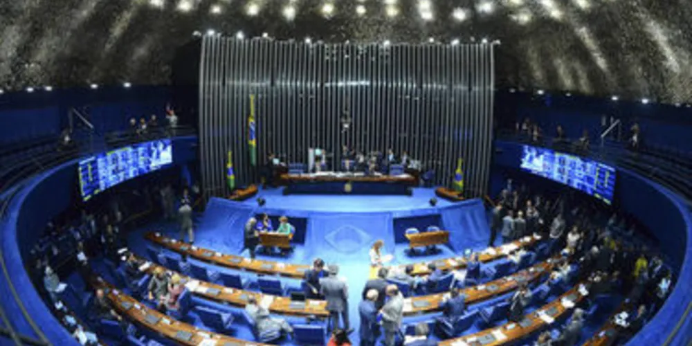 Leitura da admissibilidade do impeachment na comissão especial do Senado estava prevista para as 16 horas