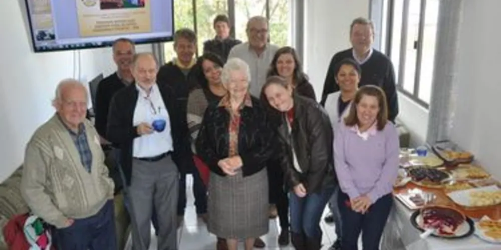 Na oportunidade foi homenageada a professora aposentada Alice Hoffmann Leiser