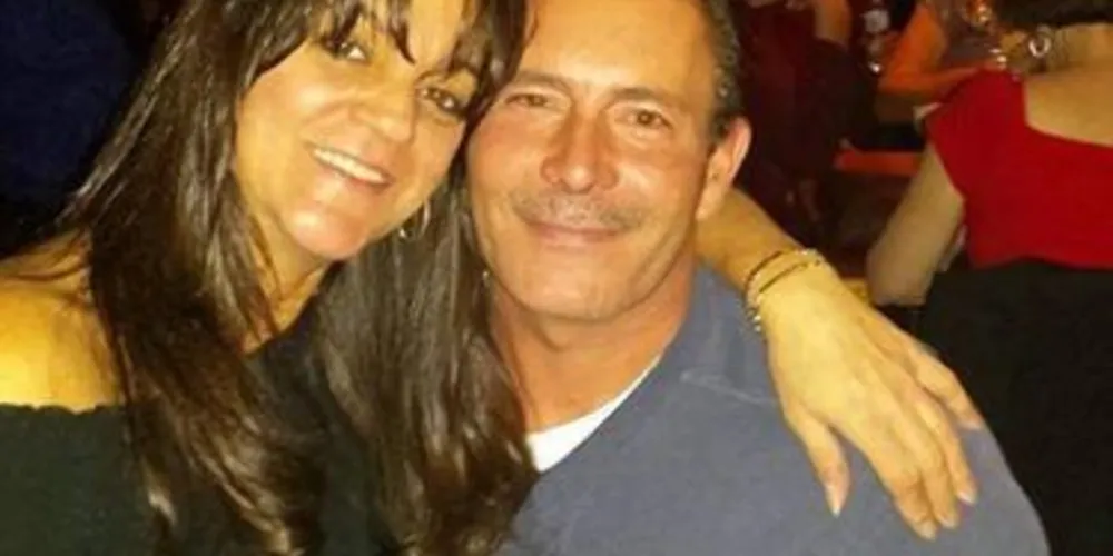 No ano de 2012, Bruce se tornou milionário pela primeira vez