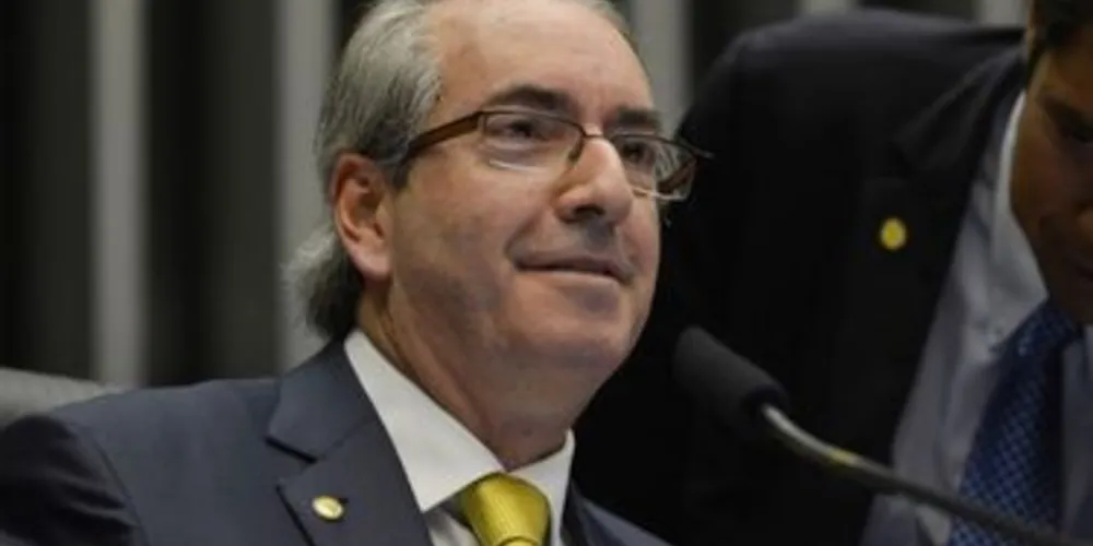 Imagem ilustrativa da imagem Cunha terá direito a residência, segurança e transporte