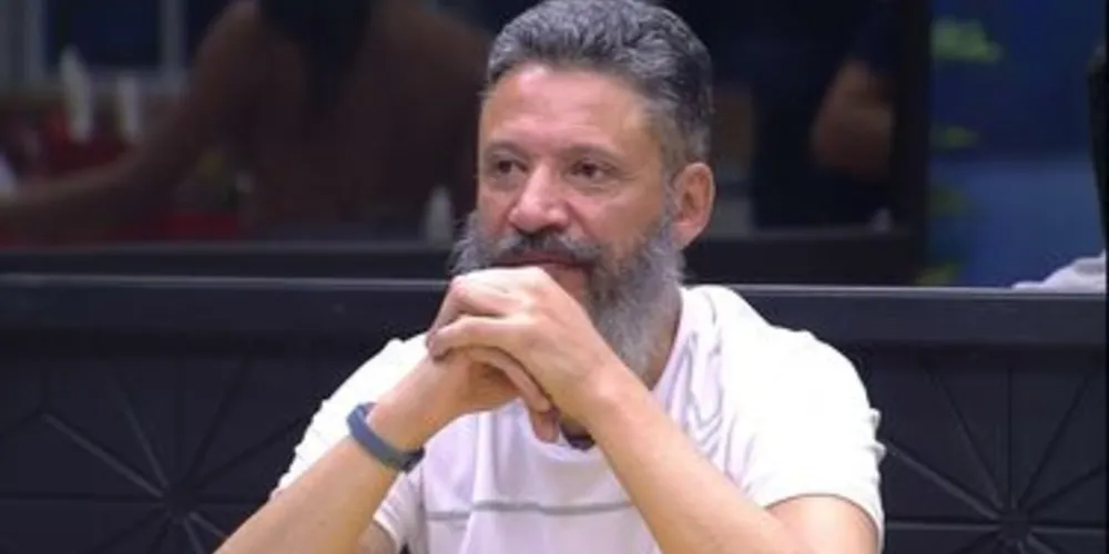 Imagem ilustrativa da imagem Polícia divulga conversas que levaram ex-BBB a ser preso