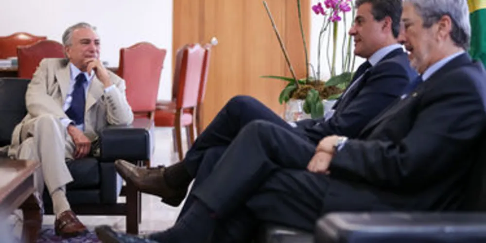 Presidente Interino Michel Temer recebe Beto Richa, Governador do Paraná e o Deputado Antonio Imbassahy. 
