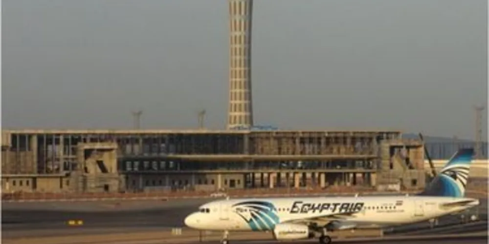 Presidente Hollande confirmou a queda do avião
