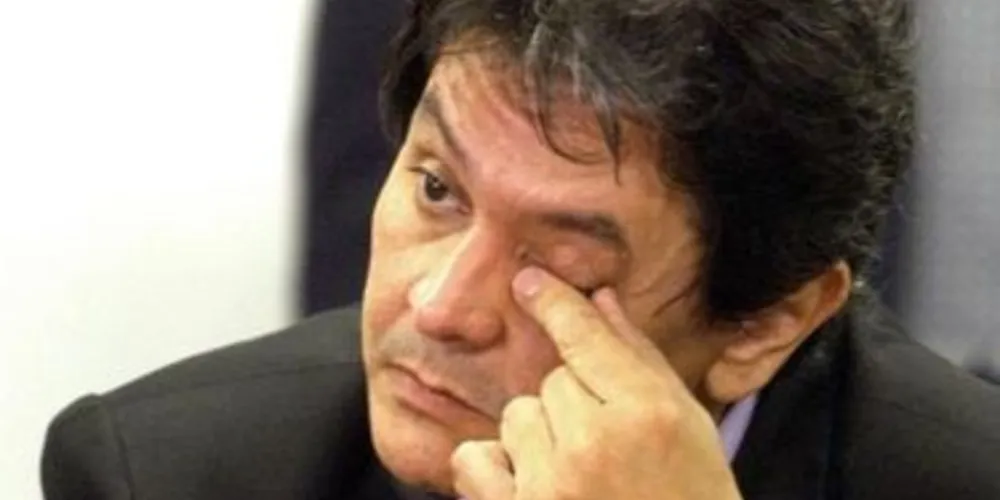 Imagem ilustrativa da imagem Ex-deputado Roberto Jefferson é internado em Brasília