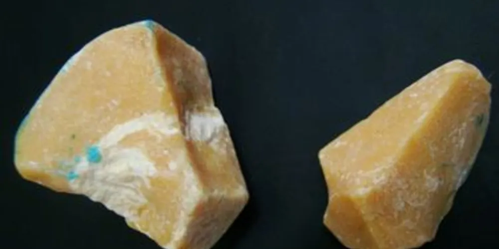 Pedras de sabão era repassada a usuários de drogas como se fosse crack