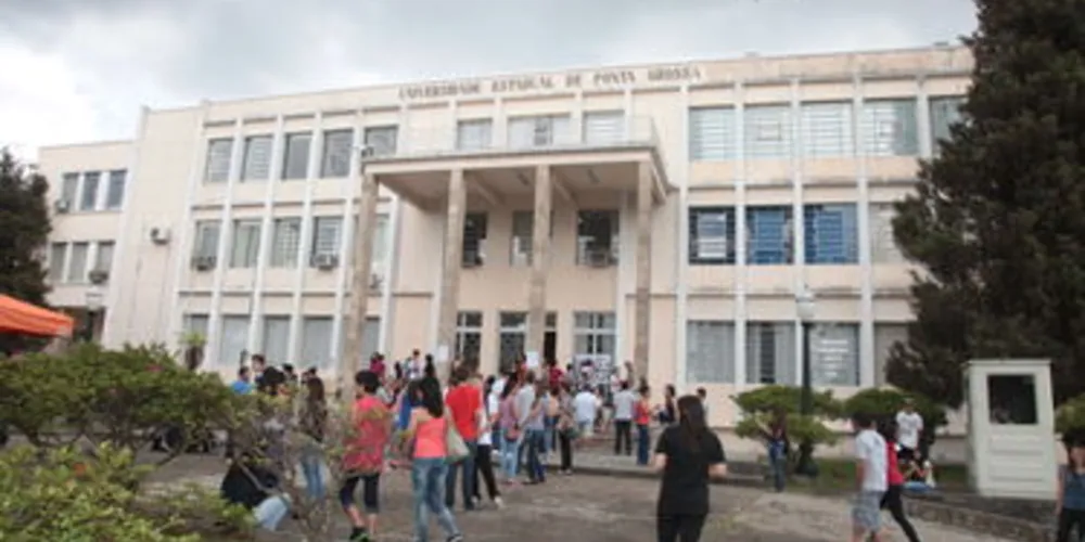 Dados mostram as altas taxas de paranaenses com ensino superior completo