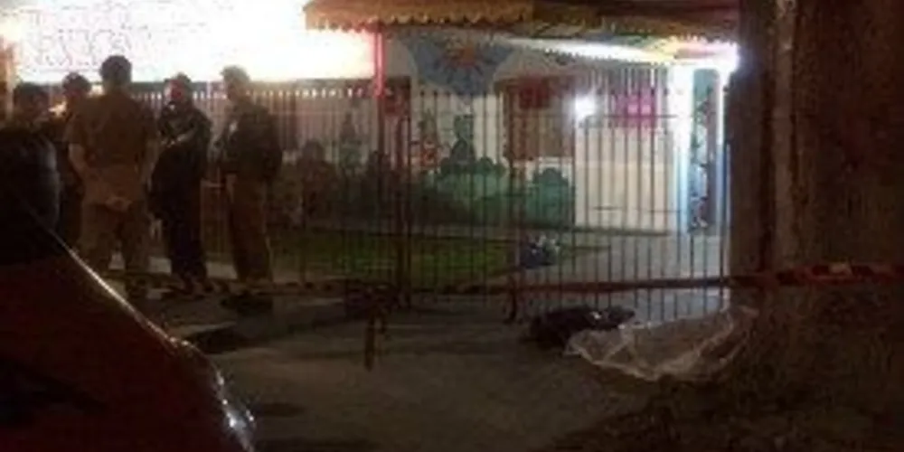 Mulher foi assassinada no Sítio Cercado, em Curitiba