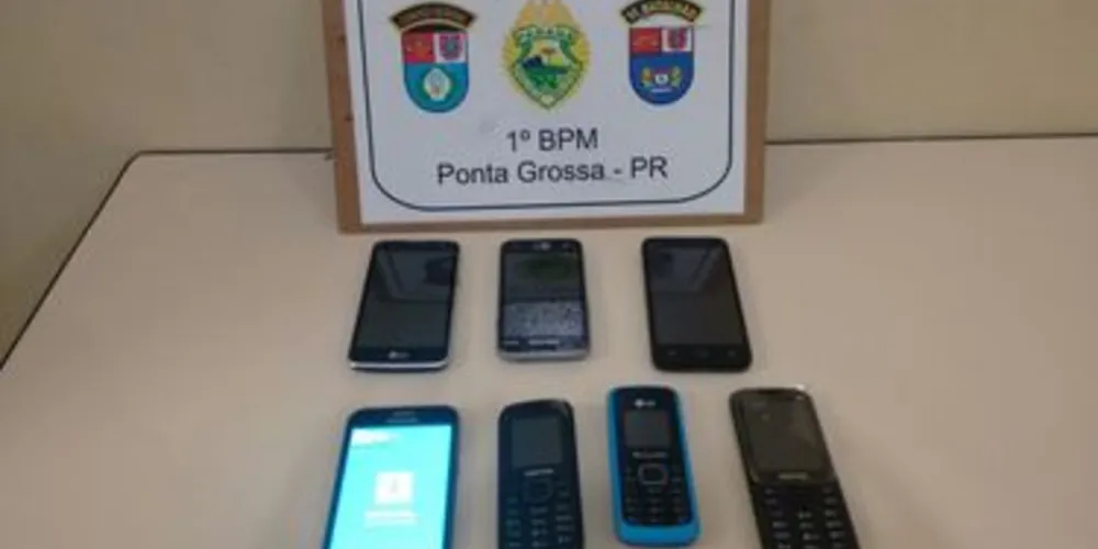 Imagem ilustrativa da imagem PM apreende suspeito de roubo à loja de celulares do Centro