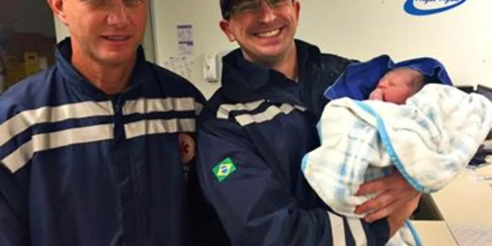 Samu realizou parto dentro de ambulância