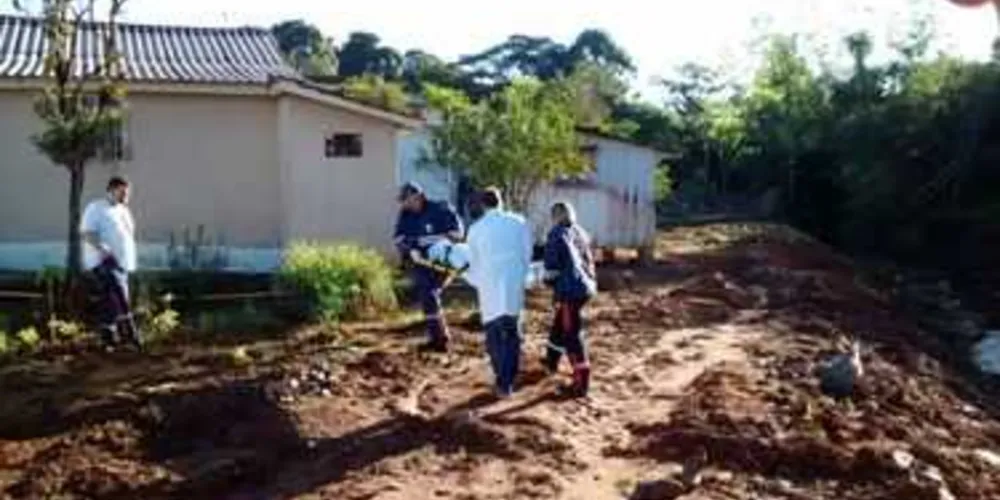 Imagem ilustrativa da imagem Idoso morre em PG ao cair em arroio nos fundos da casa