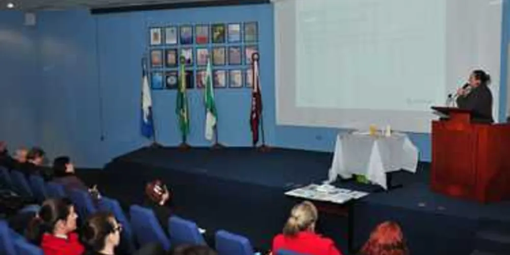 Imagem ilustrativa da imagem Enfermeiros passam por curso sobre cuidados em ostomia