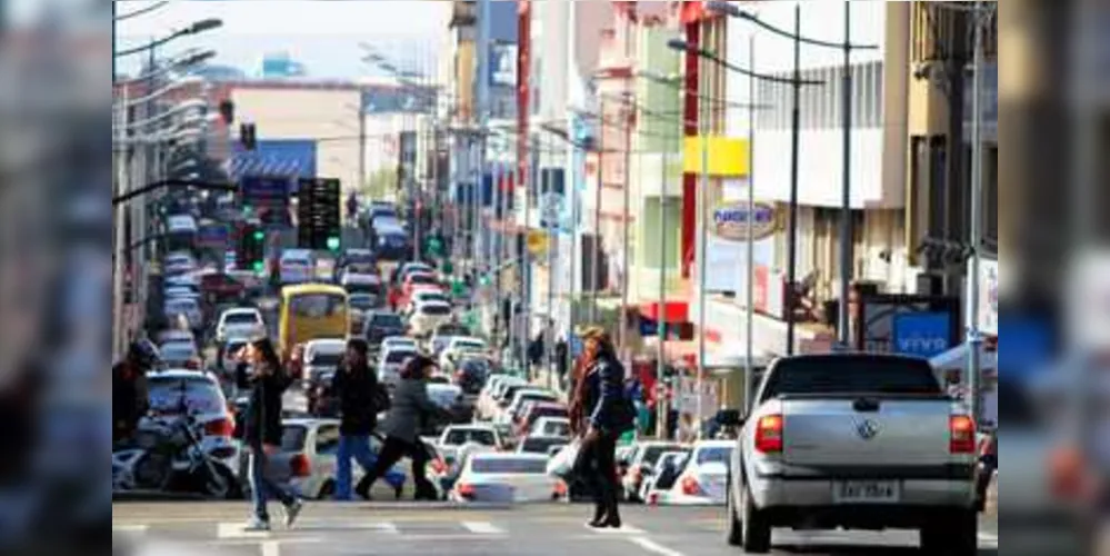 Crescimento na frota de veículos reflete no trânsito do município