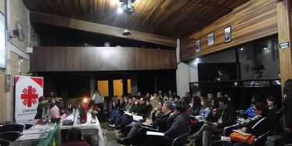 Imagem ilustrativa da imagem Cáritas Diocesana de PG realiza reflexão sobre migrantes