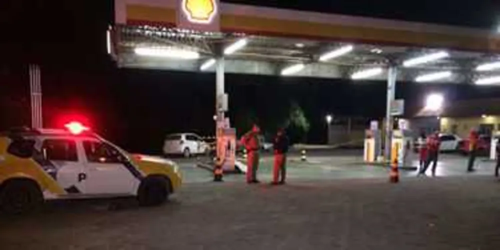 Homem foi morto em posto em Almirante Tamandaré